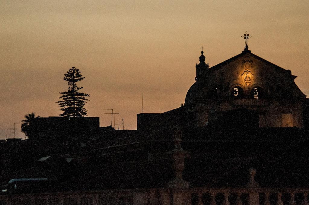 Hostal Degli Elefanti *